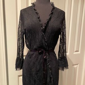 Jonquil Soft Sheer Lace 3/4 Sleeve Peignoir/Robe, Size Medium